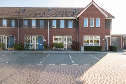 Dr.Tjalmastraat 25