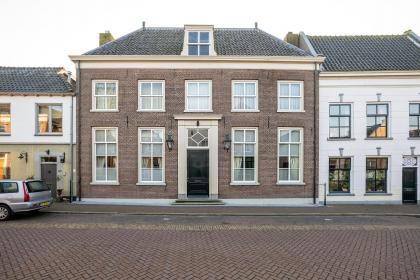 Kerkstraat 25-27