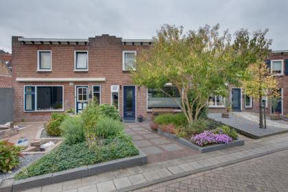 Lozestoep 15
